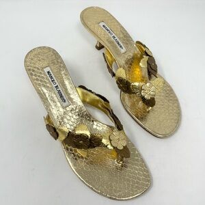 Manolo Blahnik Vintage Floral Thong Sandal Gold Leather Metallic size 38.5 Y2K